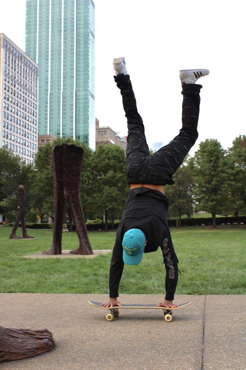 _RellyRell__'s tweet photo. #SkaterLife 4 LIFE
•
•
Model📸 : @jonvon2x
•
•
#TSiC #GoCRAZ #canon #canonphotography #skateboard #skatelife #skateboardingisfun #Downtown #Chicago #chicagophotography #explore #explorepage #fashion #style #design #art #artist #artistsoninstagram #TSiC #GoCRAZ https://t.co/9FqK0xOx4F
