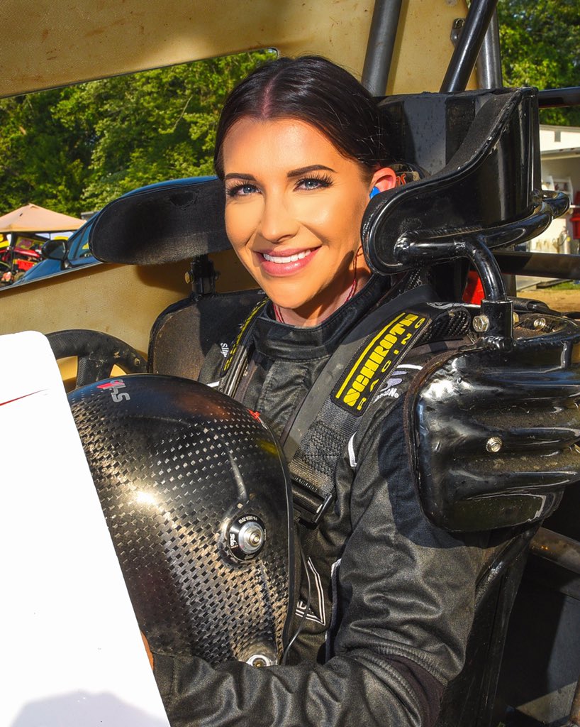 Amber Balcaen tweet media