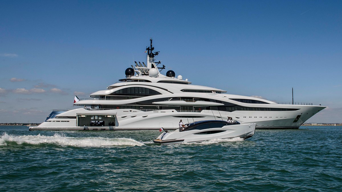 BOAT International tweet media