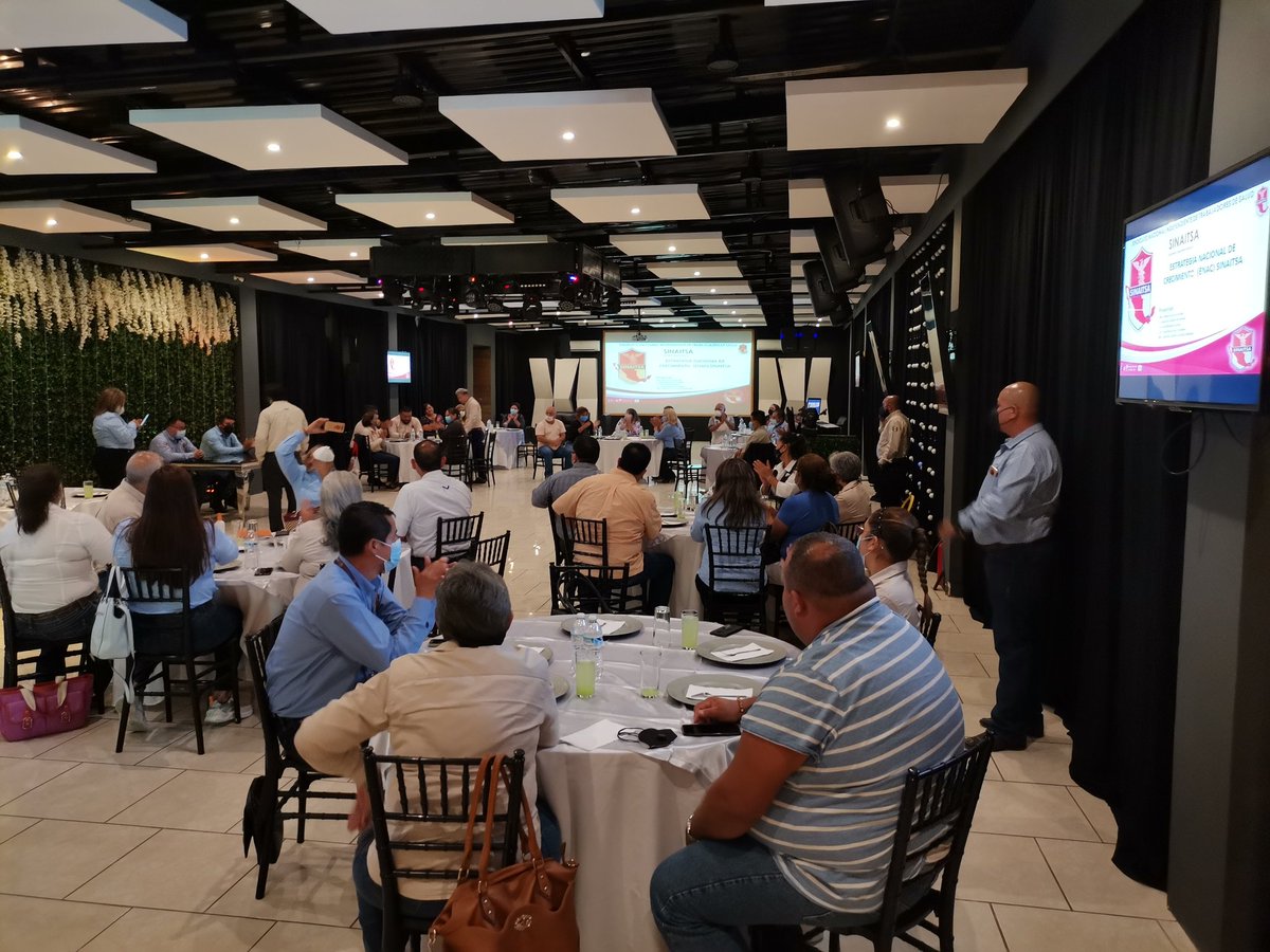 sinaitsa's tweet photo. #SINAITSA #CiudadVictoria
Continuando con la gira de trabajo en Ciudad Victoria #Tamaulipas
"Honestidad y transparencia"
@FEDESSP @palomitarelowde @valenzo14 @PatrocinioDL @FEDESSP_Tabasco @CarlosCruzCas11 @gocoismael @FedesspH @ely_marquezm @SFedessp @SindicatoTfca https://t.co/GCzb537JxS