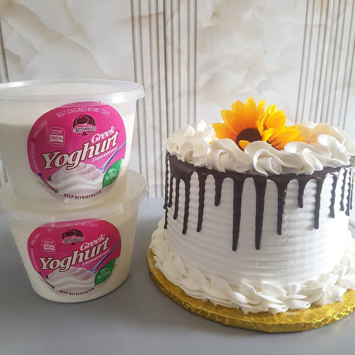 BakesnSprinkles's tweet photo. My #karusite people, good evening o or is it goodnight 😏
I totally forgot to inform y'all that we've restocked our #greekyogurt in Mcray supermarket...please rush us abeg 🙏
No preservatives so we ensure to switch anyone that's over due and wasn't sold 🤤
#AbujaTwitterCommunity https://t.co/VCDNCqhgxm