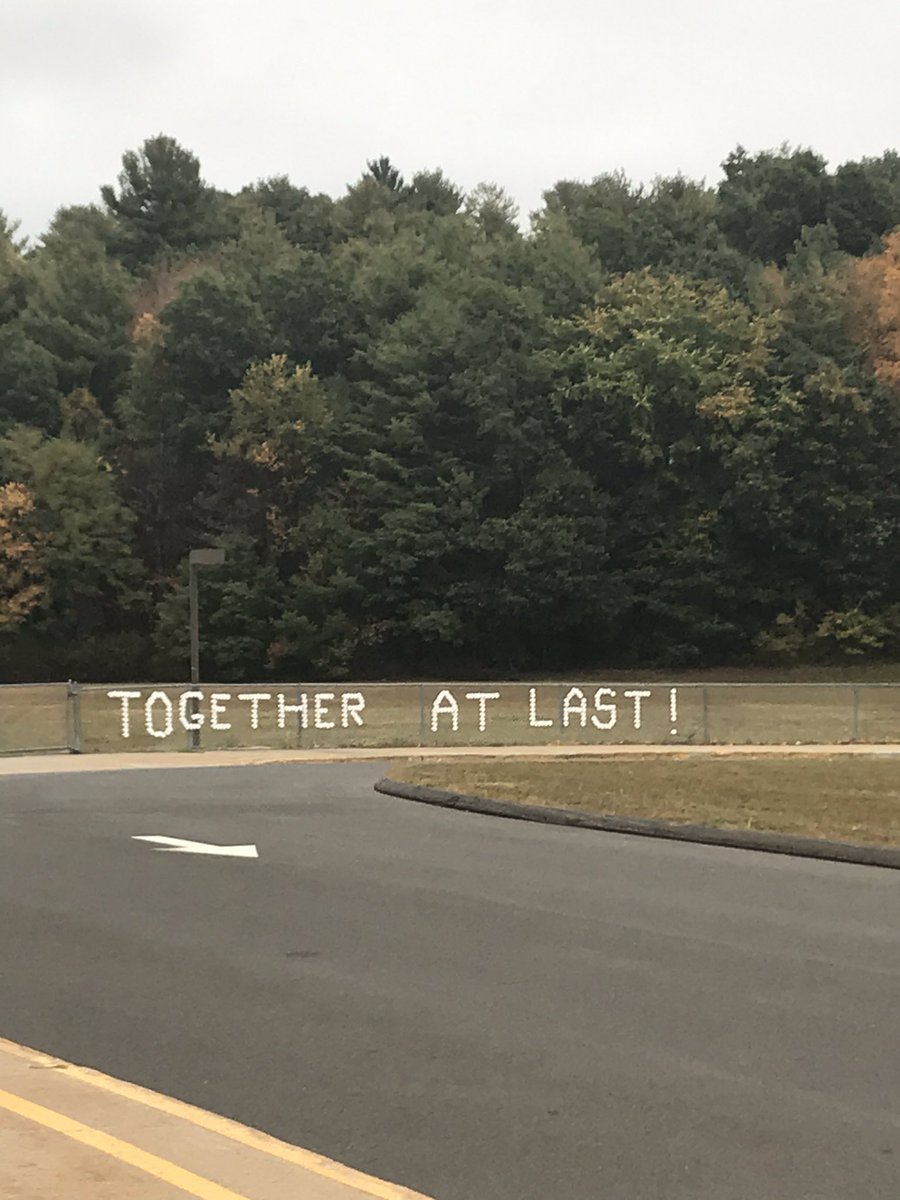 A surprise visit from Blazer to end an amazing first day back with ALL our awesome RBS students! <a href="/DrBLHC/">AvonSuper</a> <a href="/BrookRoaring/">Roaring Brook School</a> #togetheratlast