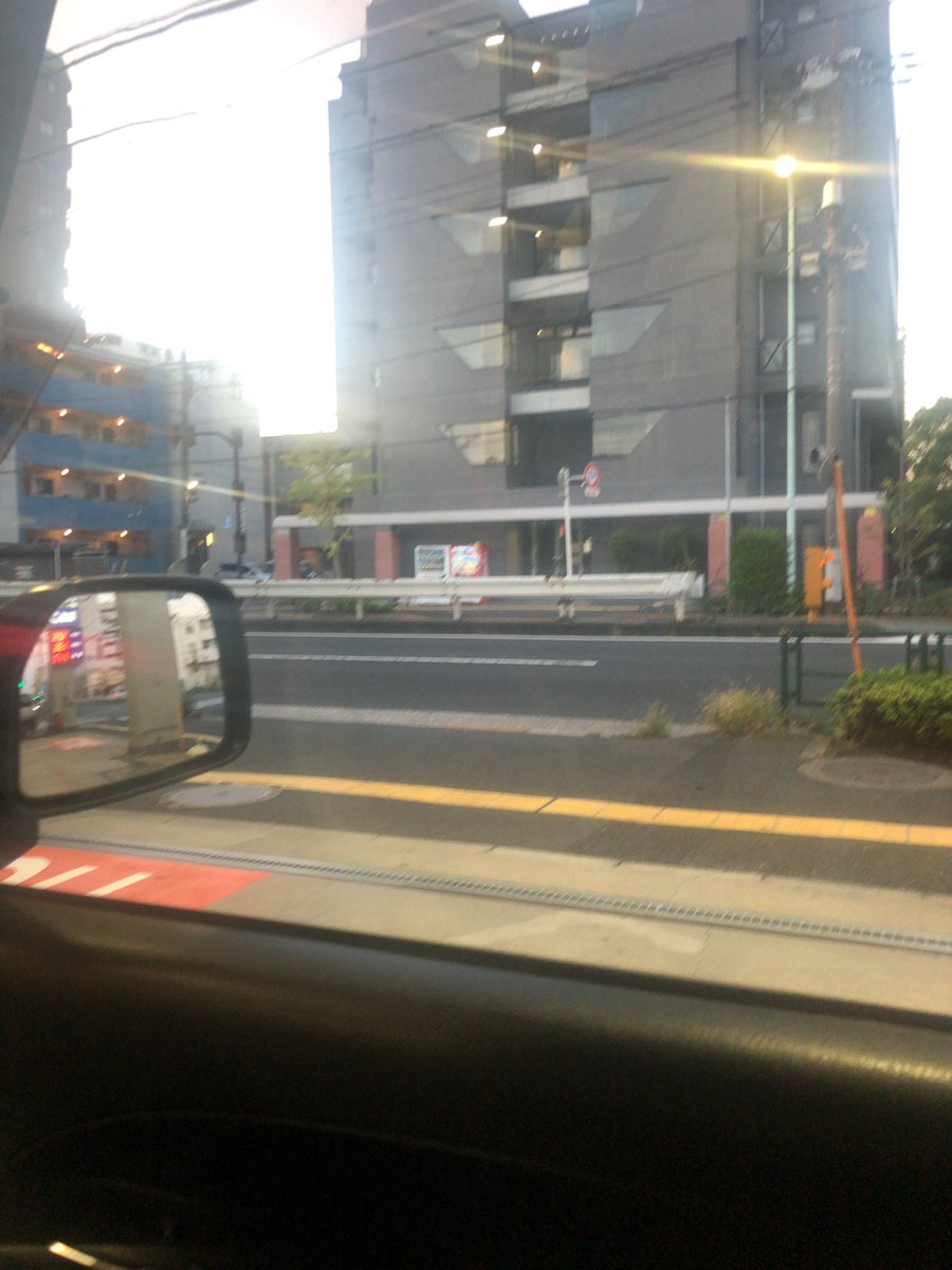 tomoxgree's tweet photo. おはようございます。
きょーもコツコツ作業します。
取り敢えずやるだけやろうと。
量を熟せばいずれか結果が出ると信じてます。 https://t.co/cfh7lxFjA9