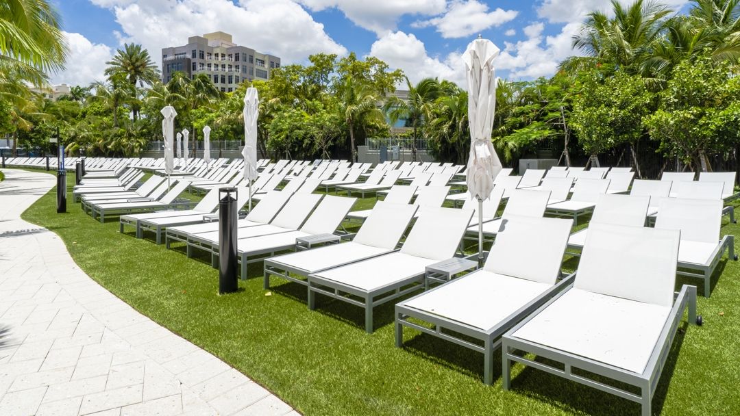 easygrassmiami's tweet photo. #PicturePerfect #PerfectProject
EasyGrass #artificialturf by @SYNLawn at JW Marriott Miami Turnberry Resort & Spa.
Great for a #staycation!
.
NO watering, mowing, fertilizers, or pesticides.
.
Weather- and UV-Resistant. Superior Drainage.
.
https://t.co/MHTmwky6dW
305.234.5800 https://t.co/hTgww6BEWU
