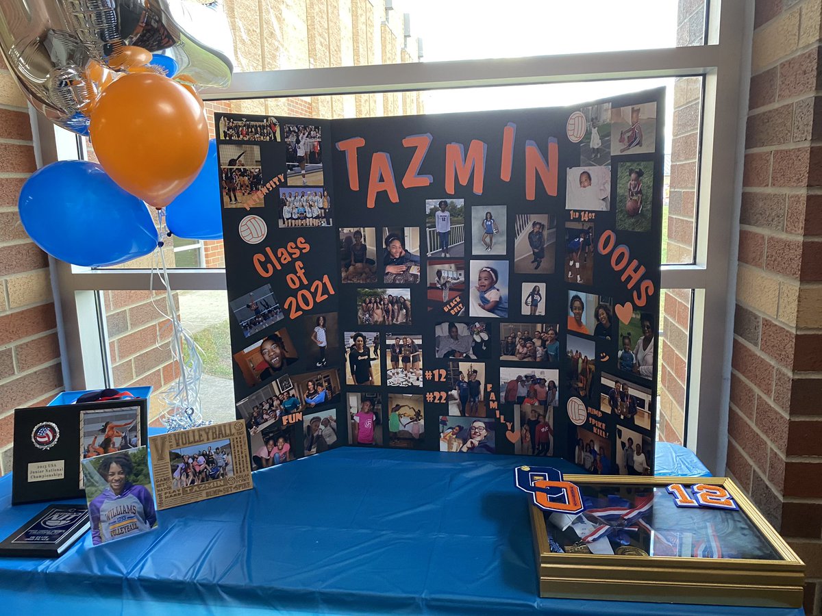Orangevball's tweet photo. Senior Night!!! https://t.co/xNE7NGDYpy