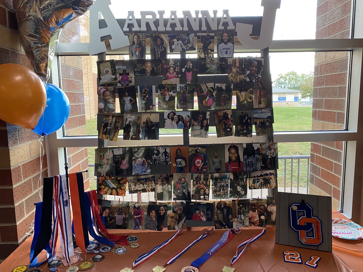Orangevball's tweet photo. Senior Night!!! https://t.co/xNE7NGDYpy