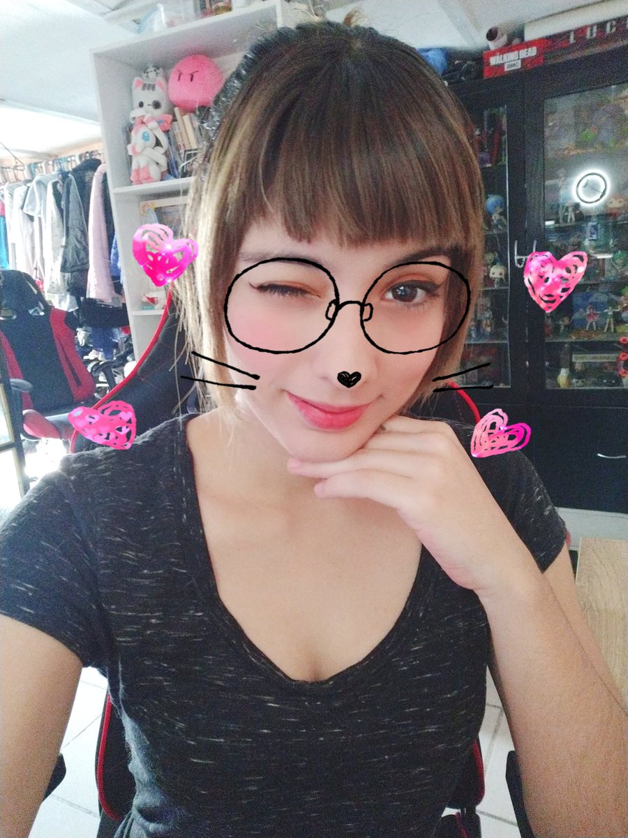 Flaiveth's tweet image. Vamos a jugar un ratito :3 apoyemos a la causa con donaciones a @CasadelaAmistad!!! #gameovercancer
👉🏻 twitch.tv/flaiveth