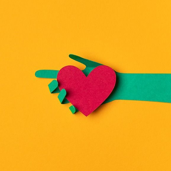 dailygreatness's tweet image. 65,000 Aussies attempt suicide each year. @LifelineAust currently receives almost 90,000 calls each month to their 13 11 14 crisis support line. During September when you make a purchase on our AUSTRALIA store and donate to Lifeline on our store, we’re matching every donation.