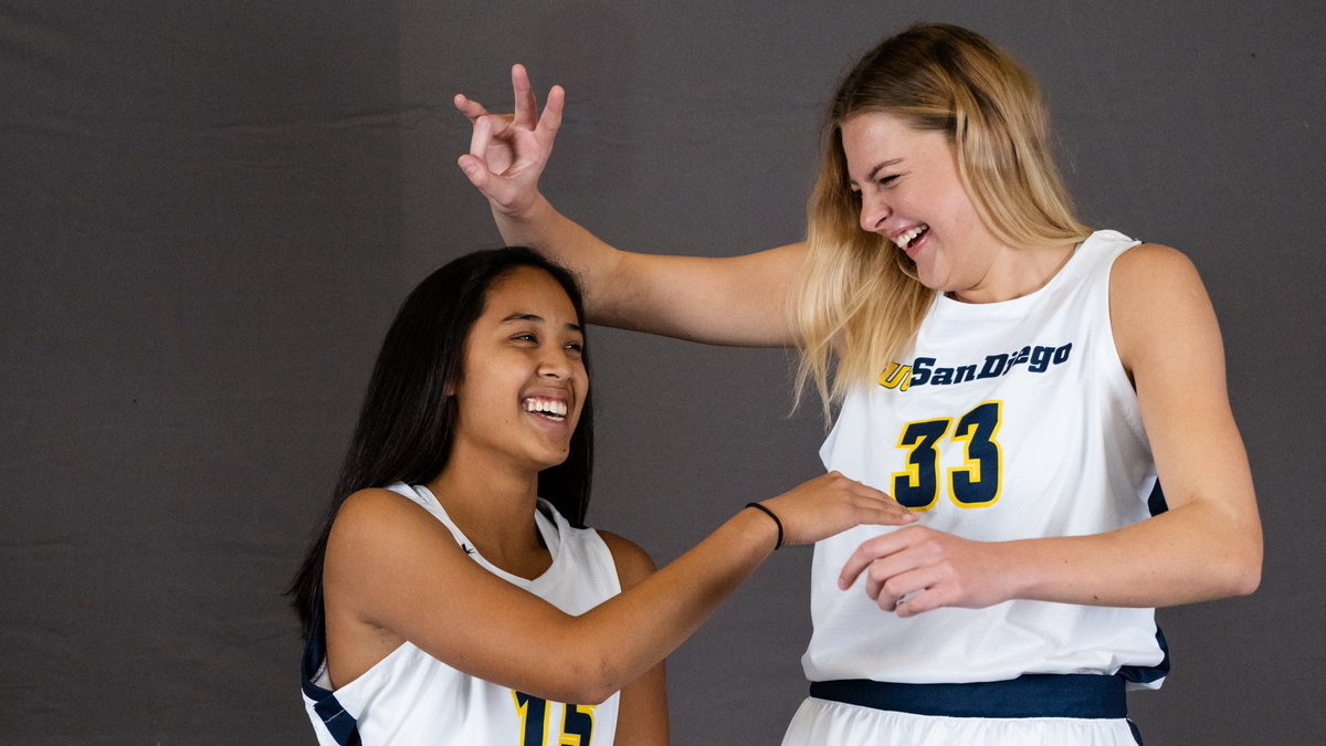 UCSDwbb's tweet photo. Laughing together is our favorite 🤣 https://t.co/AtrepZj0Bh
