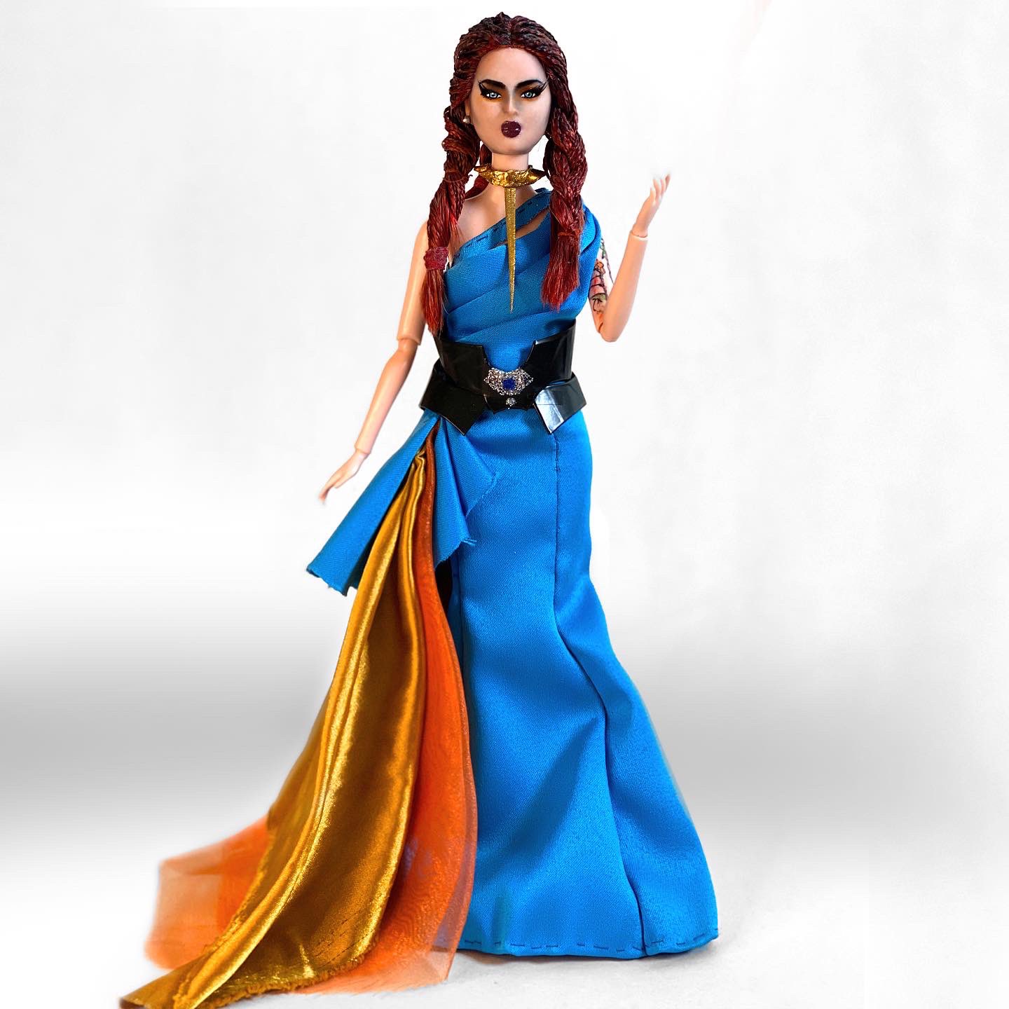 Made this doll of Adore Delano HAPPY BIRTHDAY QUEEN i love you, Brazil loves you  
