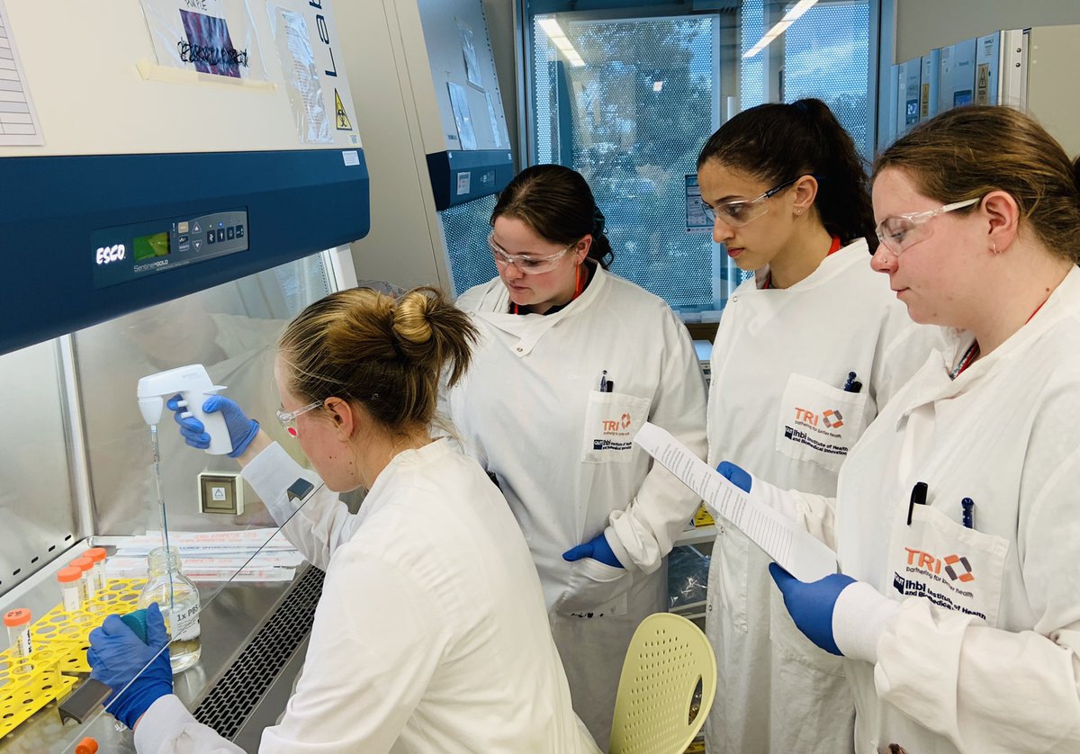 Day 1: QUT stem camp 2020. Students are joined with QUT academics and student ambassadors to explore some major challenges and opportunities in the modern society.
@jyotsnabatra @STEMCamp2020
@STEMis4me @QUT @QUTmedia @TRI_info