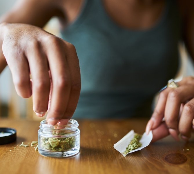Getting baked for this debate, Anyone else? 🇺🇸💨 Shame that legalization isn't on the list of topics.. #debatenight