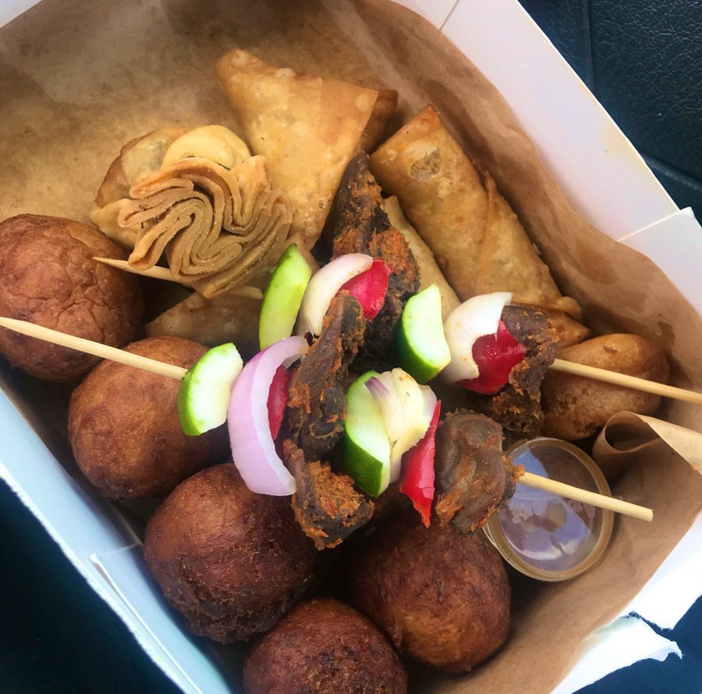  @thobellaz offers great small chops which are beautifully packaged.Order 1 Yummy Delight (N3500) or Yummy Delight (N4500) and pickup or have it delivered.Pictured is Yummy Glimpse which is only half of what you get with Yummy Delight.Get drinks on your own.Peace be still