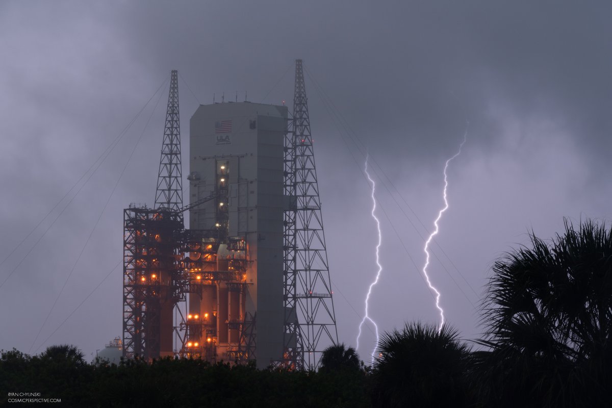 Tower strike! ⚡️📷🤯 Our remote camera captured SLC-37's lightning suppression system in action, diverting damage away from #DeltaIVHeavy <a href="/NatReconOfc/">NRO</a>. This may have been the strike <a href="/torybruno/">Tory Bruno</a> mentioned.... Others nearby also #NROL44 #Lightning