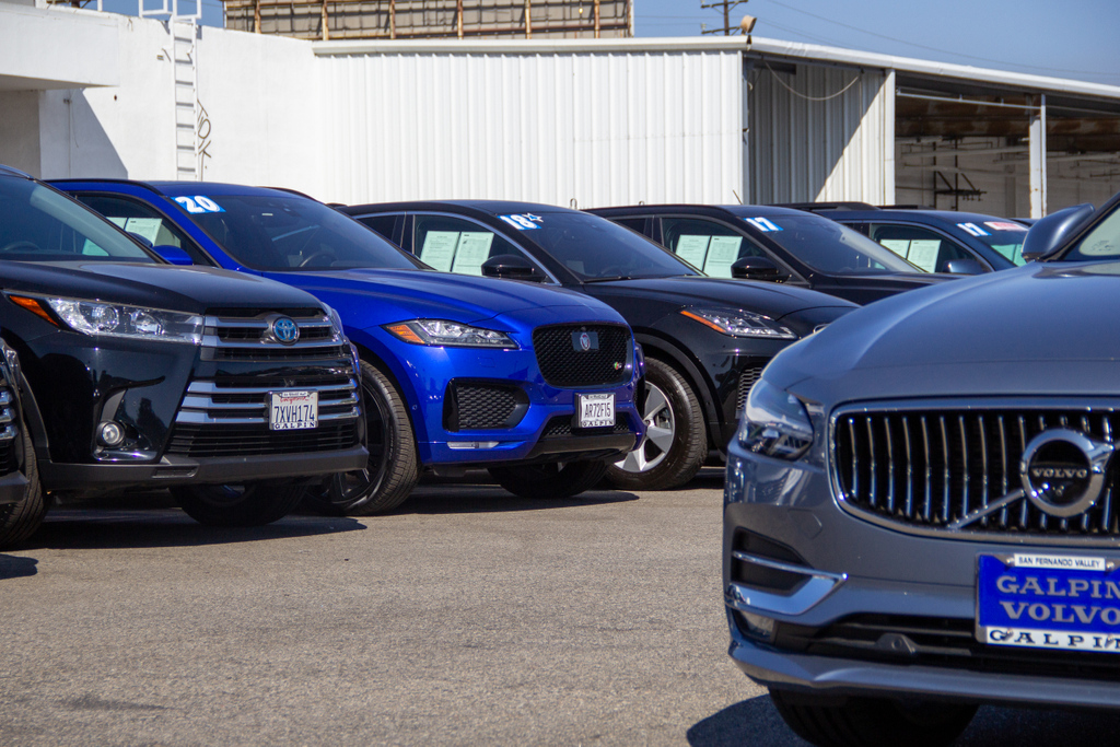 💥 PRE-OWNED SALE💥 ⁠⠀⁠
📆⠀ENDS Sept 30, 2020 📆⁠
⁠
Your Volvo with REDUCED PRICING is here! We make it easy with our Galpin-WIDE Pre-Owned Sale - going on NOW ⤵️ 

✅ 750+ vehicles!
✅ 0% financing on most
✅ $0 on all
⁠
View 750+ used: galpinvolvo.com/inventory/used…