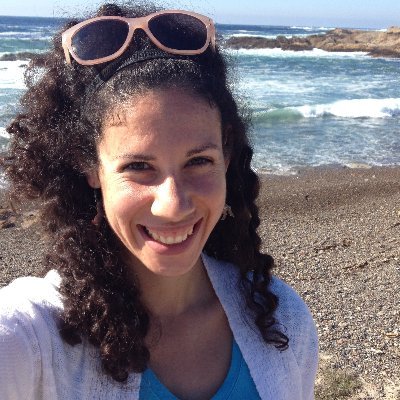 17. Say "HOLA!" to Gabriele Betancourt-Martinez ( @dr_gabrielelele)! She's a Puerto Rican astrophysicist who is now living in France doing a postdoc. She builds & test instruments for a large X-ray satellite called Athena (launch date mid-2030s).  #HispanicHeritageMonth