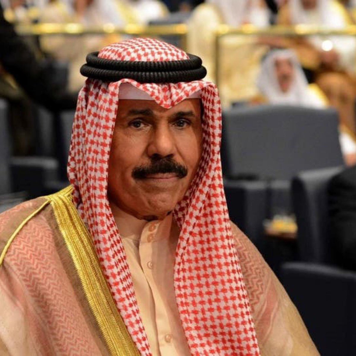 حضرة صاحب السمو أمير البلاد ، وفقك الله وسدد خطاك وأعانك على حمل الأمانة نبايعك على السمع والطاعة #الشيخ_نواف_الاحمد_الصباح