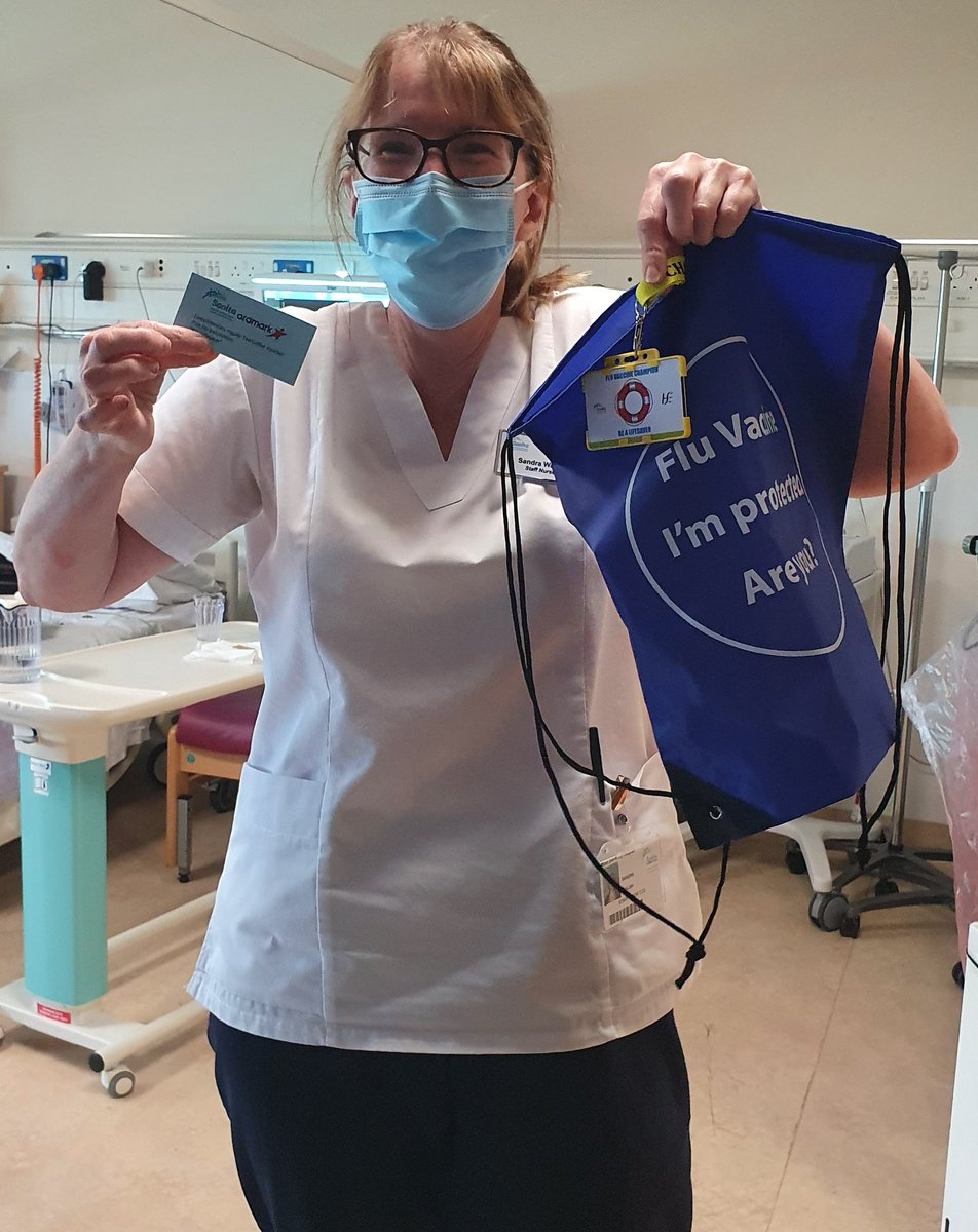 Walsh6Walsh's tweet photo. I had my #flujab today at #MUH thankyou @MUHFlufighters for my goodies @saoltagroup @drpadraig https://t.co/1HGaAvC1FP