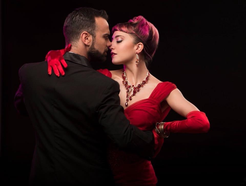 dossierprisma's tweet photo. En octubre, el @bfpconocimiento lanza una nueva capacitación para bailarines de nuestra Provincia. Se trata del  ciclo denominado “Y ahora…el Tango”. Se otorgarán becas a tres parejas, que serán seleccionadas luego de enviar un video con su perfomance a bfpconocimiento@gmail.com https://t.co/JCCdetslbj