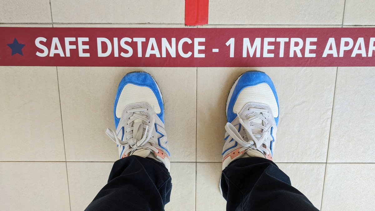 davidleeedtech's tweet image. #safedistancing #socialdistancing  @newbalance #sastheloft  #sasedu