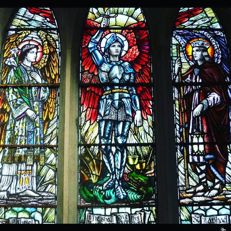 motherofjunebug's tweet photo. Today is the feast day of my boys, who coincidentally behave like *anything but* angels.π«
#Momfession
#holyarchangels #stgabriel #straphael #stmichael #PrayForUs #feastday #patronsaints https://t.co/6rkGGfph4o