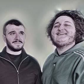 Şu ikiliye vericeğiniz hiti şu adama verseydiniz ülkenin mizah seviyesi iki katına çıkardı :))