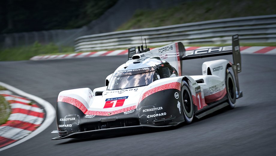 PorscheFMC's tweet photo. @Toyota_WCEBR eu discordo craque
essa aqui eh mto mais linda https://t.co/NtI4U4Fyo5