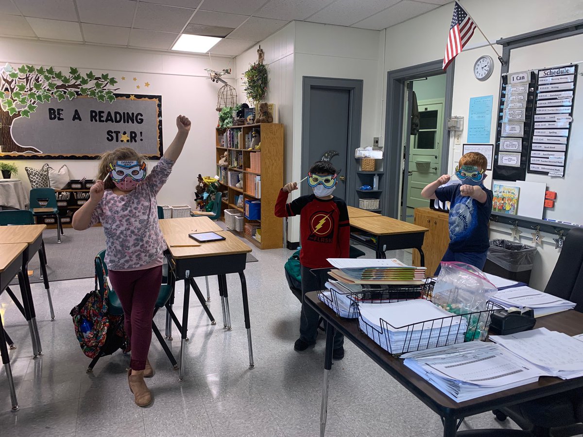 athenajohnson93's tweet photo. Mull students learned how we can be everyday heroes at home and at school. Don’t they look cute in their hero masks?! #madeinmull https://t.co/fu6UowJ9Av