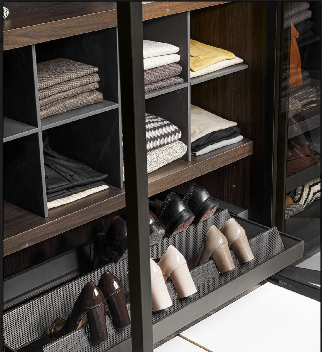 ImproveCanada's tweet photo. @JocelynC82 @CarlaYoung Check out these closets! #ImproveCanada https://t.co/9cwBtjym6K