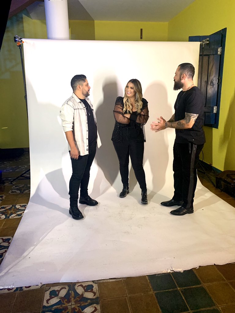 MariliaMReal's tweet photo. mas vcs não estão preparados pra essa conversa https://t.co/Attf6i1X7E