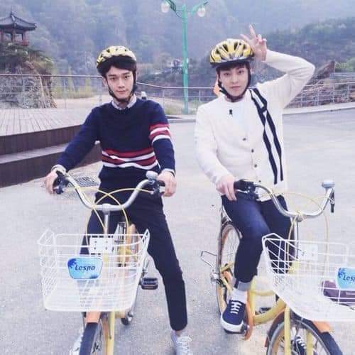 DONT FORGET THAT WE SHIP CHEN + XIUMIN = XIUCHEN A THREAD :>>