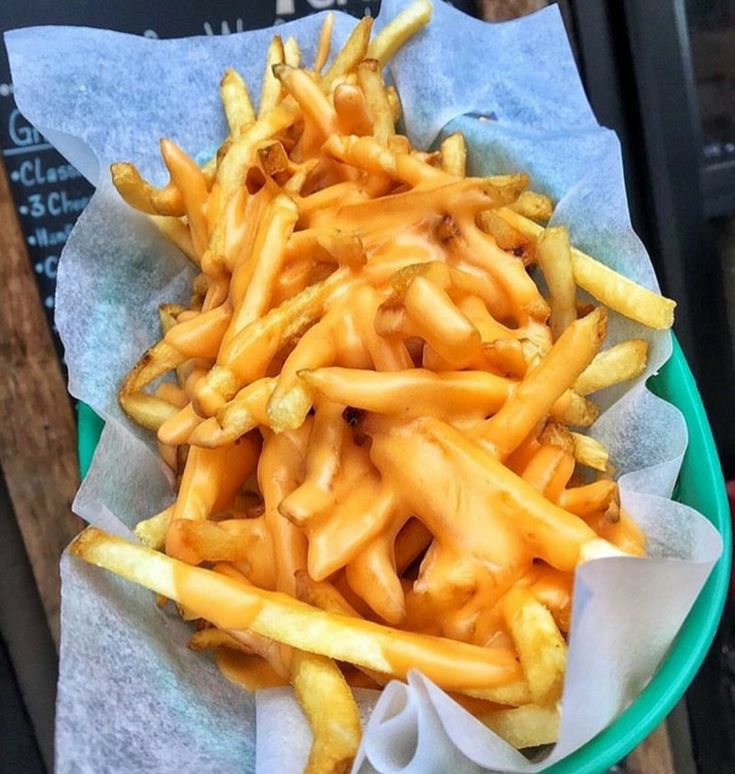 IntersterbarRP's tweet photo. 🧁 ‹ ও Pedido: Pizza + batata frita + Refrigerante + pulseira Tiffany’s
⠀⠀⠀⠀⠀      ・・・
⋆◖᭡↳De: Xiao
⋆◖᭡↳Para: @s1evamp 

ㅤ❝ Sim, eu gosto de te mimar. ❞ https://t.co/nX0lam4JlV