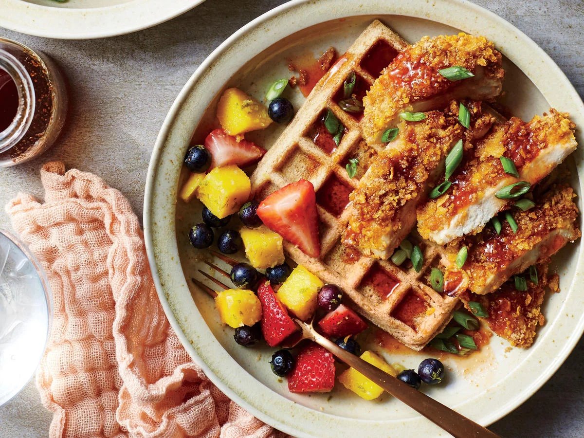 soups and stewsfruit waffles w chickensunny side up eggssandwiches de mezcla