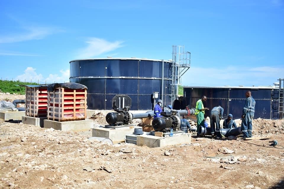 VipingoPLC's tweet photo. Our 3mn litre water desalination plant will provide constant supply of potable water to our industrial, commercial and residential developments.
You need not worry about the water supply within #VipingoDevelopment.
Call us on 0740400215 or Visit https://t.co/h0F16KCXKI https://t.co/h2rDkgCyJ5