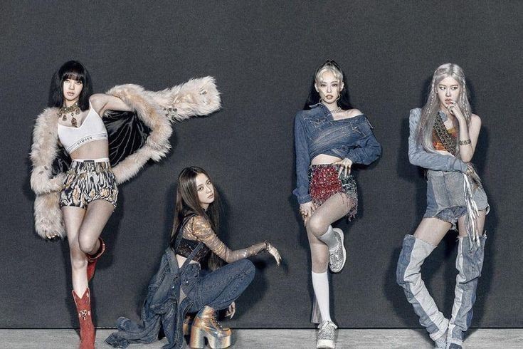 stream_bp's tweet photo. #BLACKPINK "How You Like That" 10:00 KST: 

#8 MelOn (+1)
#22 Bugs (+4)
#24 FLO (+1)
#28 Genie (+8)

WE ARE THE LOVESICK GIRLS https://t.co/s0aG3WptbE