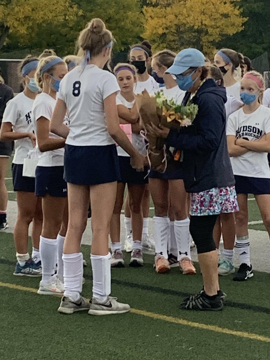 ExplorersFH's tweet photo. Celebrating Coach Porter for her many years as the middle school FH coach - 8th graders and HS players share their gifts of appreciation for her dedication to coaching the game. #heart #foreverFHfamily https://t.co/V4ci7q7S0S