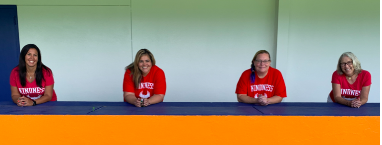CalusaFirehawks's tweet photo. We would like to introduce you to our incredibly talented 4th grade team of educator! These passionate ladies bring their open hearts to our students each day. We π§‘ and appreciate you! Jessica Lynch, Cathy Ganaway, Michelle Brandon, Nancy Davenport #4thGradeStrong https://t.co/PugVyPk7iO