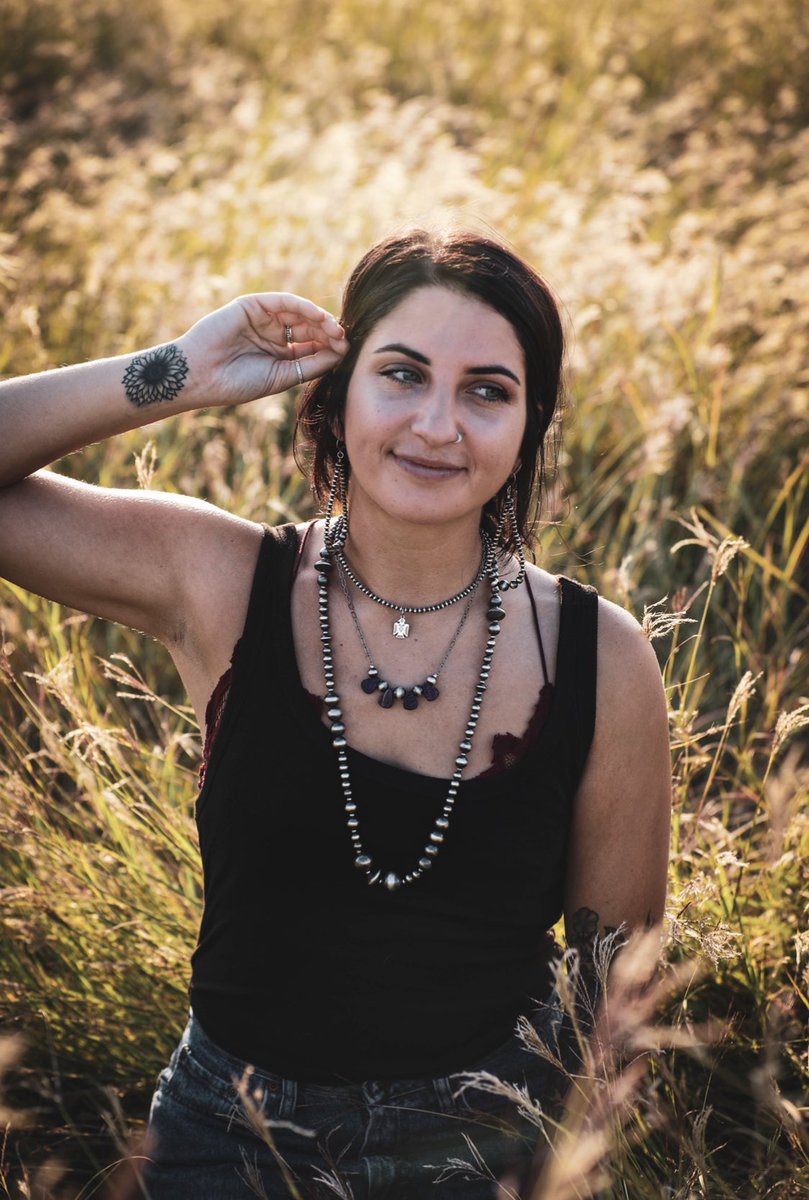 howling_coyotee's tweet photo. Statement Navajo Pearl Necklaces 
Thursday @ 6pm CST ✨ https://t.co/iY1DbQALaK