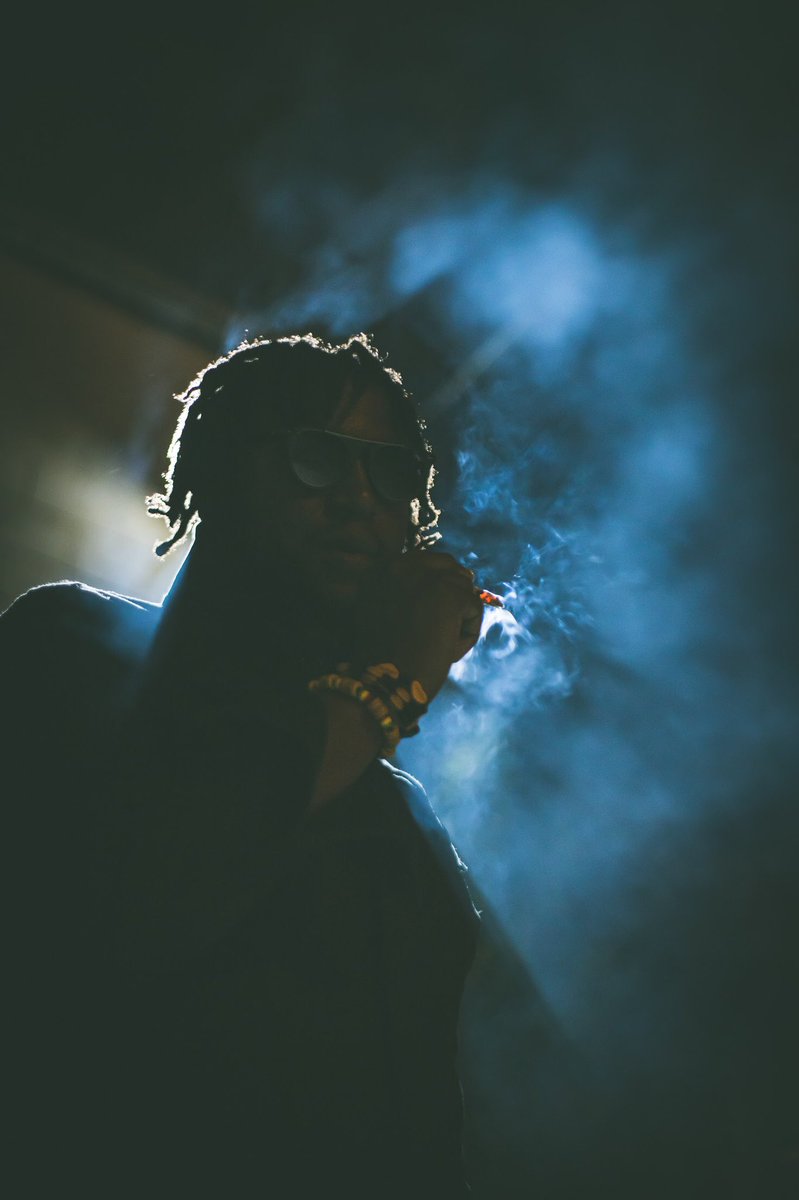 AMOGetItDone's tweet photo. Greatness comes from the darkest places.
I wonโt fold when it comes to pressure.
Stay out the way and get paid...
Make sure you and your family are straight...
#moneycomingin drops @ Midnight EST๐ธ๐ฅ๐
๐ธ: @G2Esquire https://t.co/2YE8QccIm3