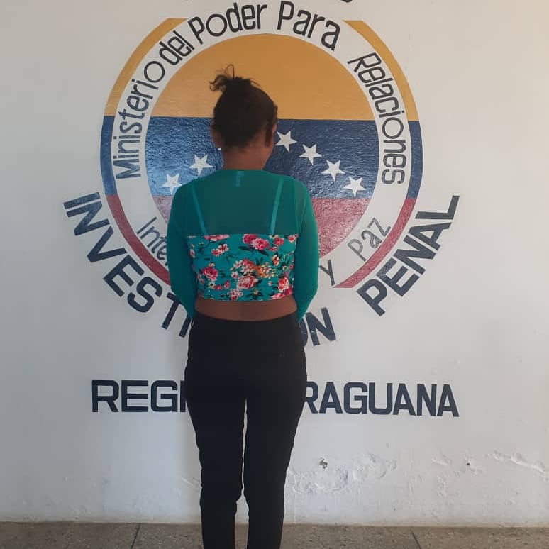 Sipef Paraguaná aprehende a Yudenny la mujer que causó herida punzopenetrante a su pareja. Hecho ocurrido en el sector Bicentenario municipio Carirubana a las 10.30 am del dia lunes 28 de septiembre, logrando la captura la tarde del 29 a eso de la una y media. A la orden del MP.