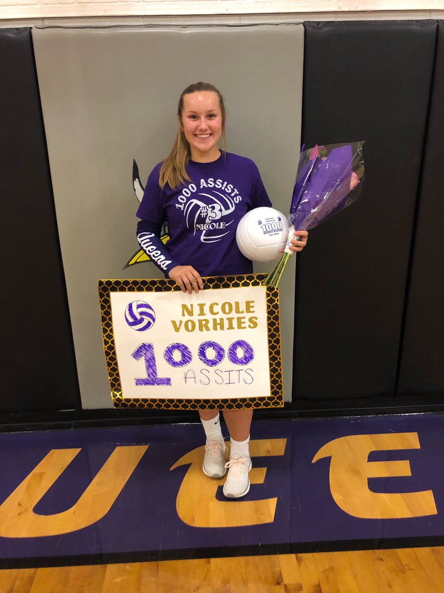 So very proud of our very own, Nicole Vorhies, for reaching the 1000 assists milestone in our victory over Sidney tonight! A very well-deserved honor for this hard working young lady! Way to represent Nicole! #UNITED#GOQUEENS <a href="/d2mart/">Derek Martin</a> <a href="/IGHSAU/">IGHSAU</a> <a href="/charmcarp1/">Charmla Carpenter</a>