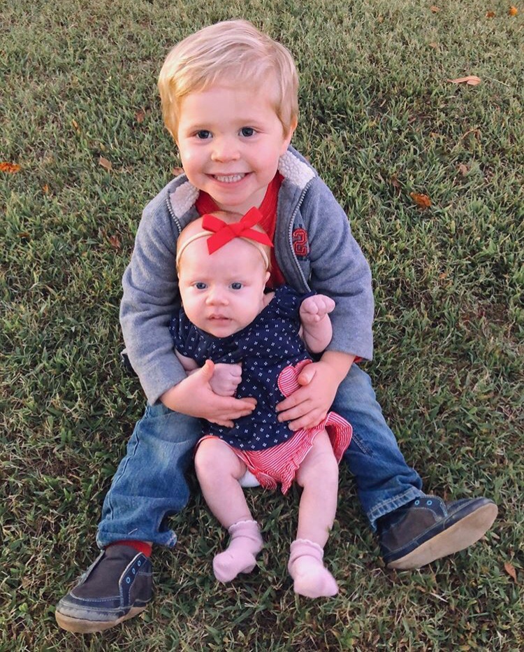 DuggarSisters's tweet photo. Gideon and baby sister Evelyn! 😍 https://t.co/EfUMO0c9Gn