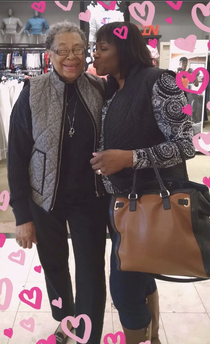 READit101ish's tweet photo. #READitLLC Happy 80th birthday,Mom! #Blessed https://t.co/tuGc3Xw9pn