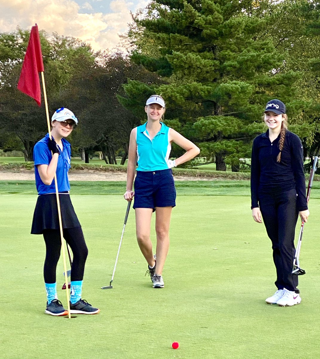 HBGirlsGolf's tweet photo. Our Seniors putting in the time and practicing on their own today. @HBHSathletics @ThisWeekHennen @BradleyHS https://t.co/YBCrBuT8tb