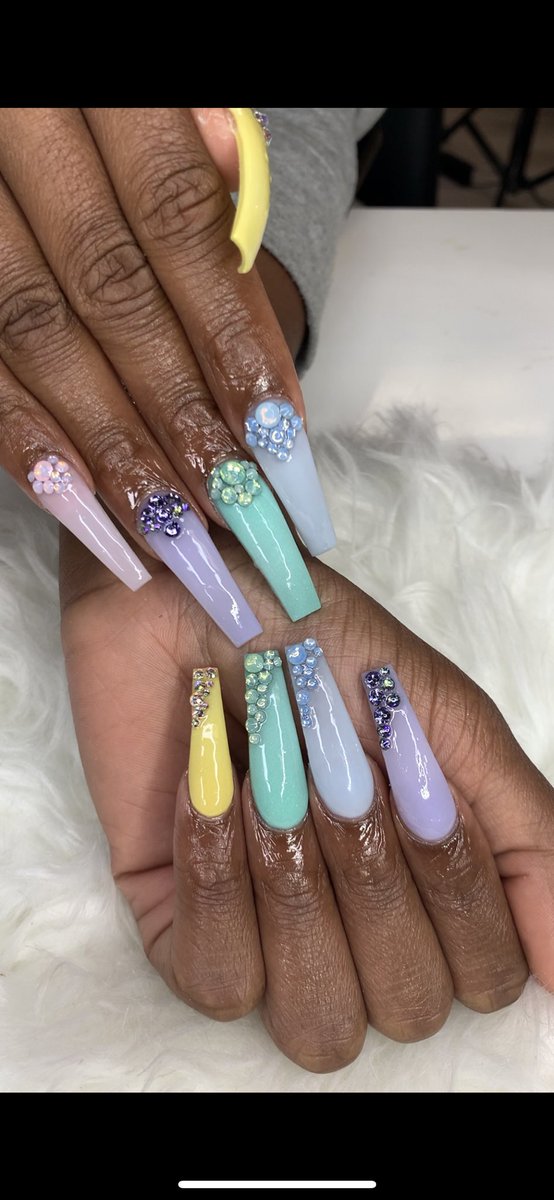 nailzbynette's tweet photo. It’s the coffin shape for me’ 💅🏽 book now ✨ 
https://t.co/pvwsDL5QSC ✨ https://t.co/eeqaYwDsep