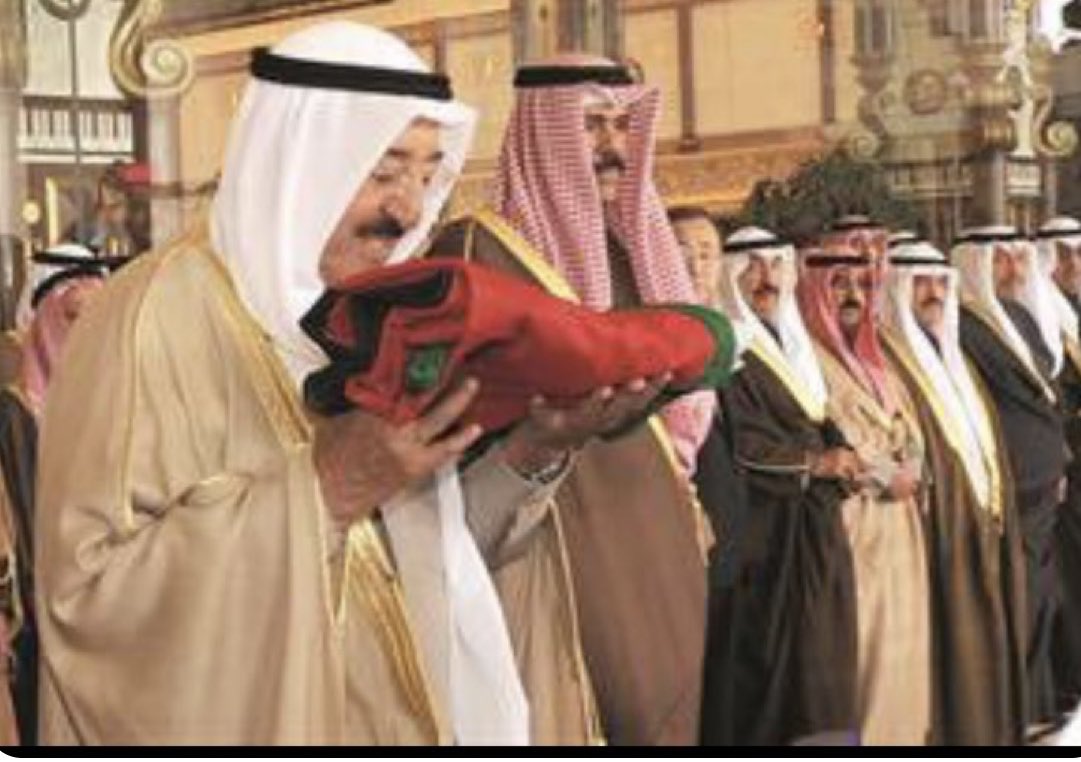 fahed_alhaddad's tweet photo. “الكويت هي التاج الذي على رؤوسنا وهي الهوى المتغلغل في أعماق أفئدتنا فليس في القلب والفؤاد شيء غير الكويت”

صاحب السمو أمير الانسانية الشيخ صباح الاحمد الجابر الصباح https://t.co/24aWs530oM