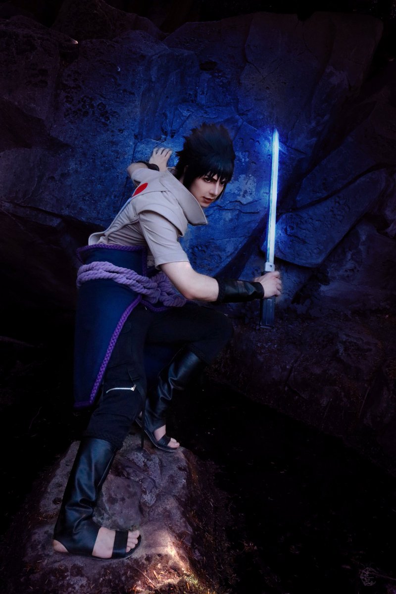 mistvein's tweet photo. Give an uchiha a break for once, haven't they gone through enough?! 

"No? Then don't come crying afterwards Naruto!!! ' 

Picture by: @Neomalia1 
Naruto: @blondecay 
Sasuke: @mistvein 

#naruto #NarutoShippuden #sasukeuchiha #cosplay https://t.co/STVRbi8le4