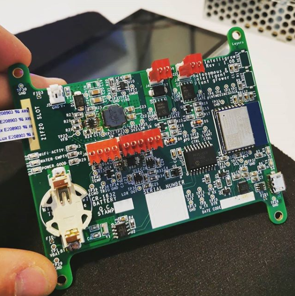 HQ_NextPCB's tweet photo. #intelligrow

//📸: @intellitrol

—
Check out our offer:
Only $7 for SMT Prototype Orders
First 2-layer 100 by 100 mm PCB - 0$
4-layer PCB - 12$
—

#nextpcb #chinapcb #pcbmaker #maker #pcbmanufacturing #arduino #diy #diyelectronics #soldering https://t.co/SdDg6xxuJK
