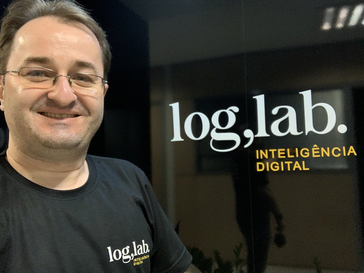 rodvital's tweet photo. Para os amigos e colegas que perguntaram onde estou trabalhando agora!
Aceitei o desafio e as oportunidades que vi na Log,Lab Inteligência Digital.
Serão vários desafios, aprendizados, estudos, erros e acertos!!
#desafios #oportunidades #estudos #crescimento https://t.co/zfvQDTO91q