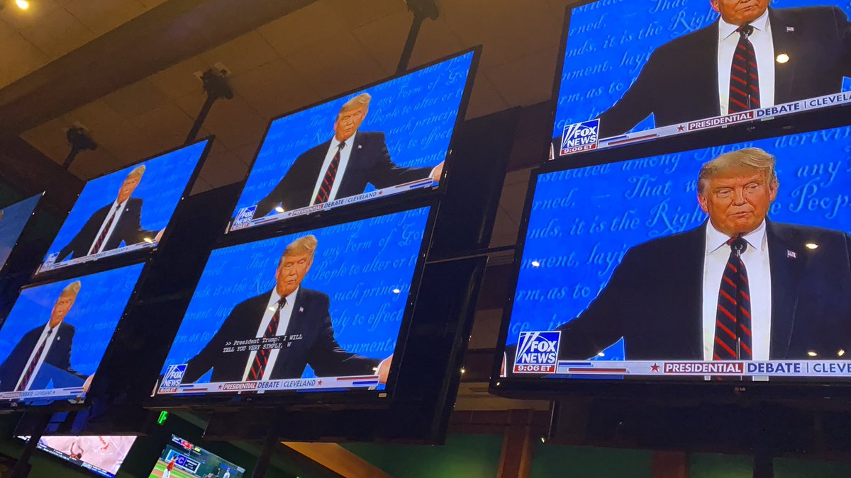 fl_victory's tweet photo. Debate watch party tonight! #MAGA2020 #leadright @FloridaGOP @realDonaldTrump https://t.co/2wcHbfzBu1